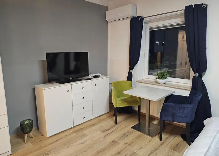 Rum i privatbostad Soba 7 Pekrska *